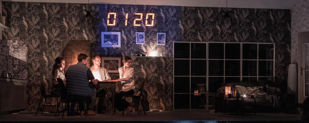  2:22 - DUCHAŘSKÝ PŘÍBĚH